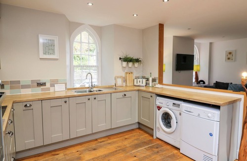 Tan-y-groes Cottage | Upper Vestry