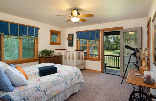 Bozeman House | Upscale 2BR Suite in Bozeman Big Sky Country, Pet & Kid Friendly, 5 Mins to Town