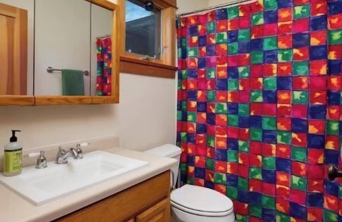 Bozeman House | Upscale 2BR Suite in Bozeman Big Sky Country, Pet & Kid Friendly, 5 Mins to Town