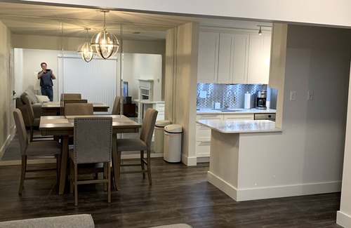 Mobile Condo | Upscale 2nd floor West Mobile 2 bedroom 2 bath condo!