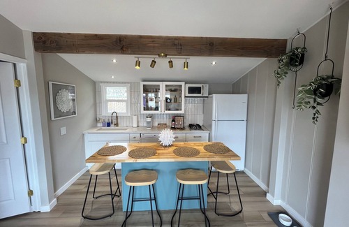 San Luis Obispo County Cottage | Upscale Beach Cottage - rock view - paddleboards