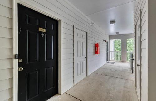Southwest Raleigh Apartment | Upscale King 3BR Suite Mins to Downtown Raleigh