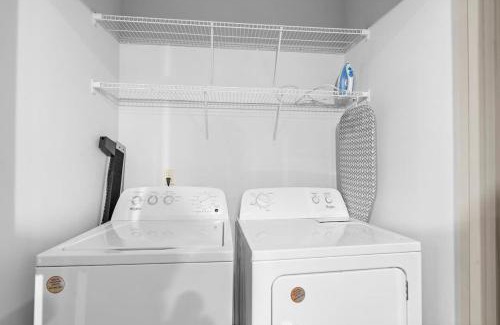 Charlotte Apartment | Upscale King 3BR Suite Uptown Charlotte