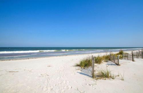 Fernandina Beach Apartment | Upscale Oceanfront at AIP Resort