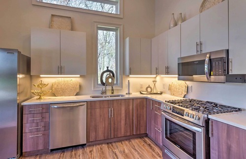 Cunningham Cabin | Upscale & Quiet Paducah Retreat on 15 Acres!