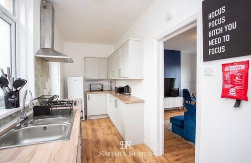 Newcastle-upon-Tyne House | Upto 20%FF | Modern 3BR Home | Sleeps 8 | Parking