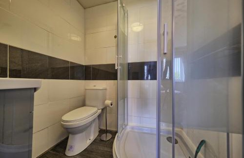 Wirral House | Upton Village Guest House