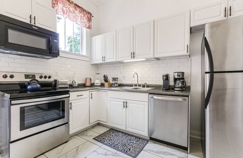 Freret House | Uptown Spacious 4BD w Historic Charm