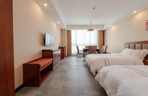 Yuanzhou Hotel | Urba Hotel (Yichun Wanda High-Speed Railway Station)