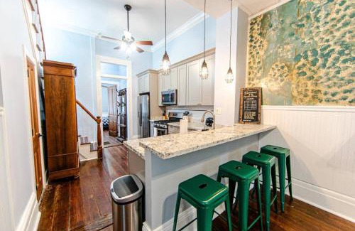 Treme Apartment | Ursulines Historic Creole Cottage- Steps to Qtr -E