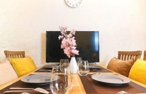 Minato Apartment | USJまで2駅7分 Guest House anytime 海遊館まで5分,なんば,道頓堀,梅田すぐ,2階建戸建て