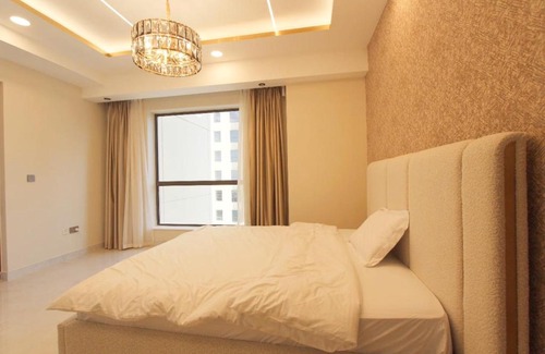 Jumeira 3 Apartment | USMANS 5 BEDROOM APARTMENT at JBR WALK RIMAL ON THE BEACH 2750 SFT HUGE