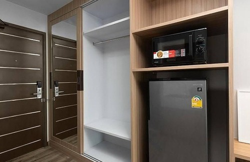 Bang Phli Apartment | V.S.K. Residence (SHA Extra Plus)