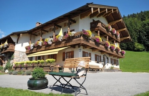 Ruhpolding Apartment | Vacation apartment Alpenpanorama, 68sqm, with balcony, kitchenette, WLAN