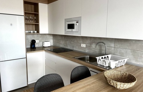Armenime Apartment | Vacation Apartment 'Bluebell L6' with Wi-Fi and Air Conditioning