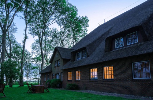 Welt Apartment | Vacation apartment "Haubarg Windschuur 9" in Welt for up to 8 people