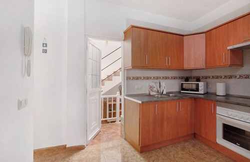Las Arenas Apartment | Vacation Apartment 'Las Arenas Medio' with Wi-Fi