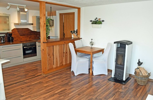 Thesenvitz Apartment | Vacation apartment Mohnblume with fireplace and terrace - Holiday apartments in Lipsitz auf