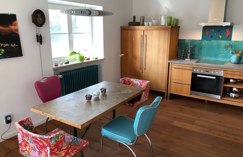 Schondorf am Ammersee Apartment | Vacation apartment 300m from the Ammersee