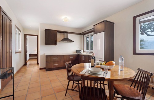 Playa San Juan Apartment | Vacation Apartment 'Finca La Calabacera Verde' with Shared Pool, Private Terrace and Wi-Fi