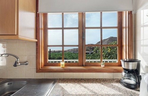 Los Gigantes Apartment | Vacation Home "Playa la Arena Sea View" with Private Terrace & Wi-Fi