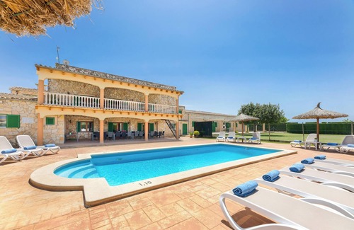 Sencelles House | Vacation Home Can Grau with Pool & Wi-Fi