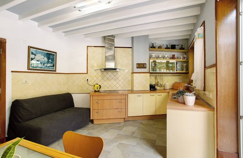 Teror House | Vacation Home 'Carmelo Y Carmela 1' with Private Terrace, Private Garden and Wi-Fi