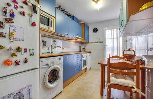 Caleta de Fuste Apartment | Vacation Home Fuerteventura Relax and Sea with Sea View, Shared Pool & Wi-Fi