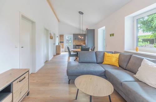 Kating House | Vacation home "Huus Blaumees" in Kating for up to 4 people