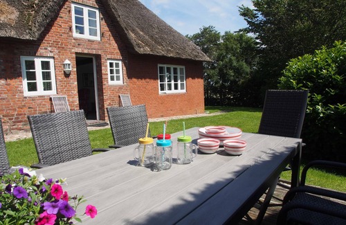 Fedderswarf House | Vacation home Ockholm on the small Gaarde - Holiday home Ockholm