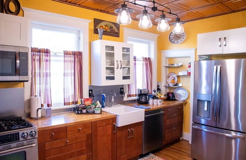 Trinidad House | Vacation Home Upscale Great Location, Dog Friendly