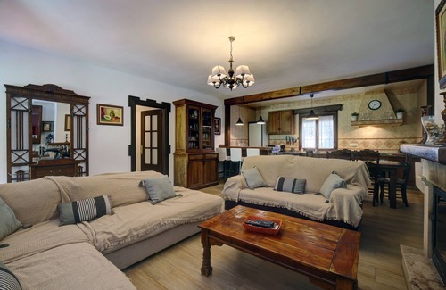 Ronda House | Vacation Home Villa Carmen with Mountain View