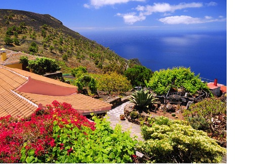 Los Quemados House | Vacation home with magnificent sea views in a wonderfully quiet location