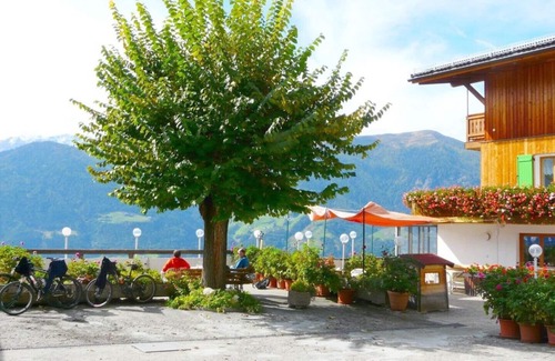 Sluderno Apartment | Vacation - in the midst of nature - landscape - hiking - retreat in the mountains