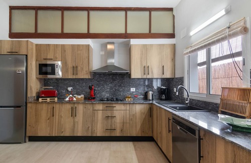 Sardina Apartment | Vacation 'Las Velas' with Sea View, Wi-Fi and Air Conditioning