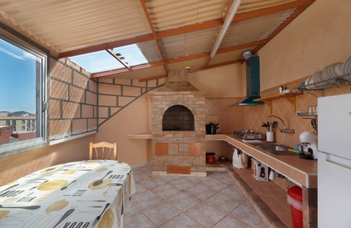 Los Abrigos Apartment | Vacation 'Los Abrigos 2' with Private Terrace and Wi-Fi