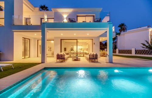 Benahavis Villa | VACATION MARBELLA I Villa Monte Halcones, Private-Pool, Brand-New, Incredible Views, Near Golf Valley