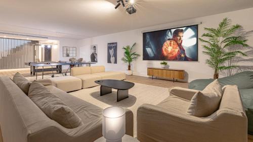 Benahavis Villa | VACATION MARBELLA I Villa Monte Halcones, Private-Pool, Brand-New, Incredible Views, Near Golf Valley