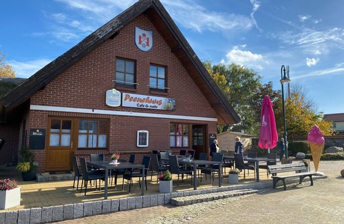 Neukalen Apartment | Vacation on the Peenestrom