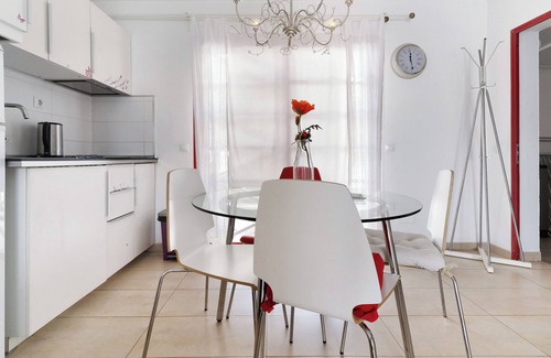 Sonnenland Apartment | Vacation Property 'Bungalow Aloe Dunas 2' with Shared Pool, Private Terrace and Fast Wi-Fi