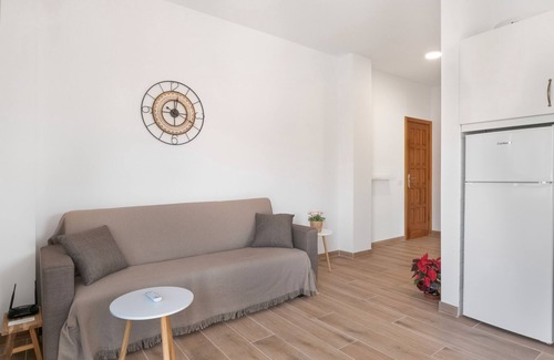 Fasnia Apartment | Vacation 'Salitre' with Balcony and Wi-Fi