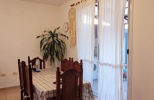 Ezeiza House | Valentino hospedaje