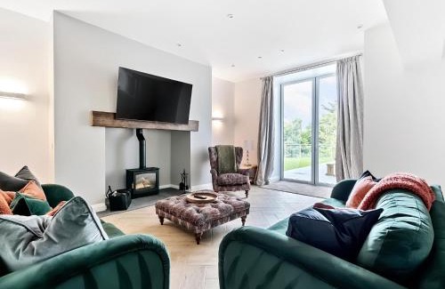 Harlech House | Valerian Lodge