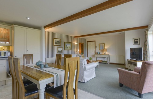 Hele Cottage | VALLEY VIEW, pet friendly, character holiday cottage in West Down