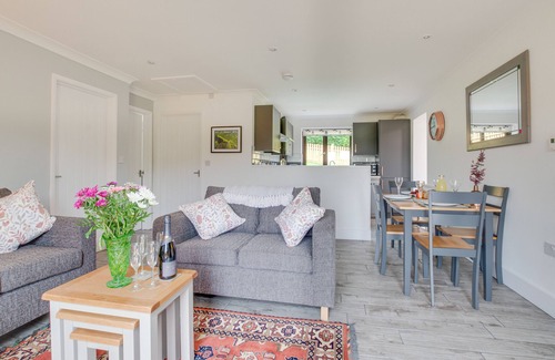 Denton House | Valley View - Two Bedroom House, Sleeps 4