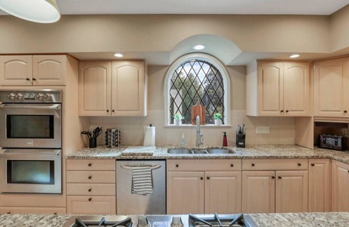 Lancaster Villa | Valley View Villa: Indoor pool, Basketball court, and theater room