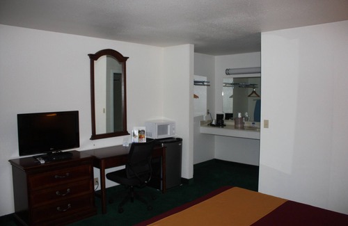Benton Tract Hotel | Value Inn & Suites