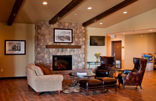 New Town Hotel | Van Hook Territorial Inn
