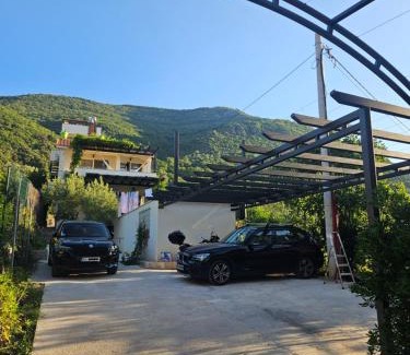 Denovici House | VanjAna 1