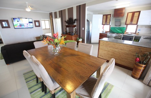 Mele Apartment | Vanuatu Beachfront Apartments